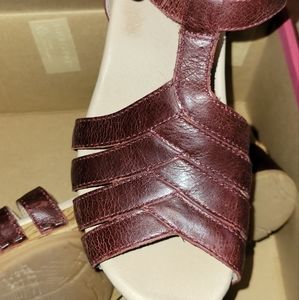 Dansko Mara sandals Burgandy Burnished Calf Leather